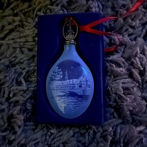 1991 BING & GRONDAHL  
Christmas tear Drop 
Tree Ornament